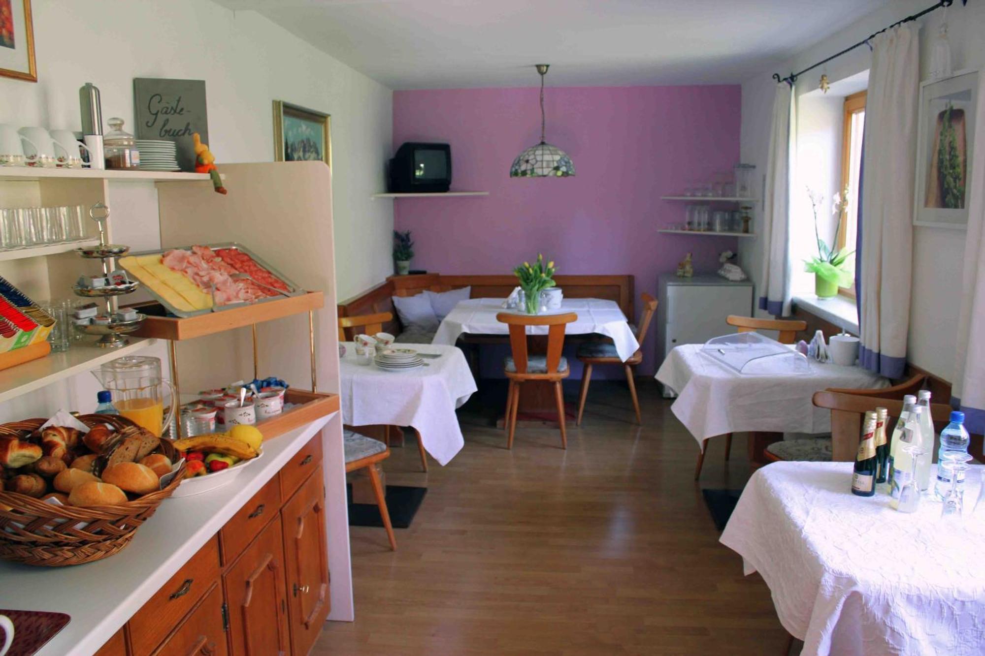 Haus Senoner Bed & Breakfast คิทซ์บือห์ ภายนอก รูปภาพ